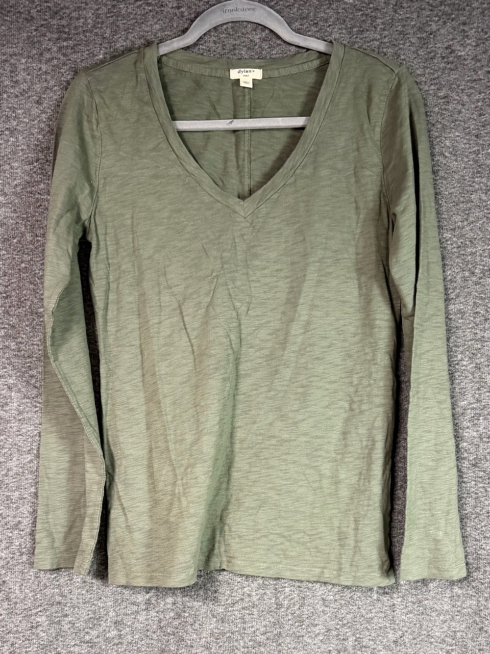 Dylan Olive Green V-Neck Long Sleeve Top Cotton Slub Basic Tee Size S NWOT